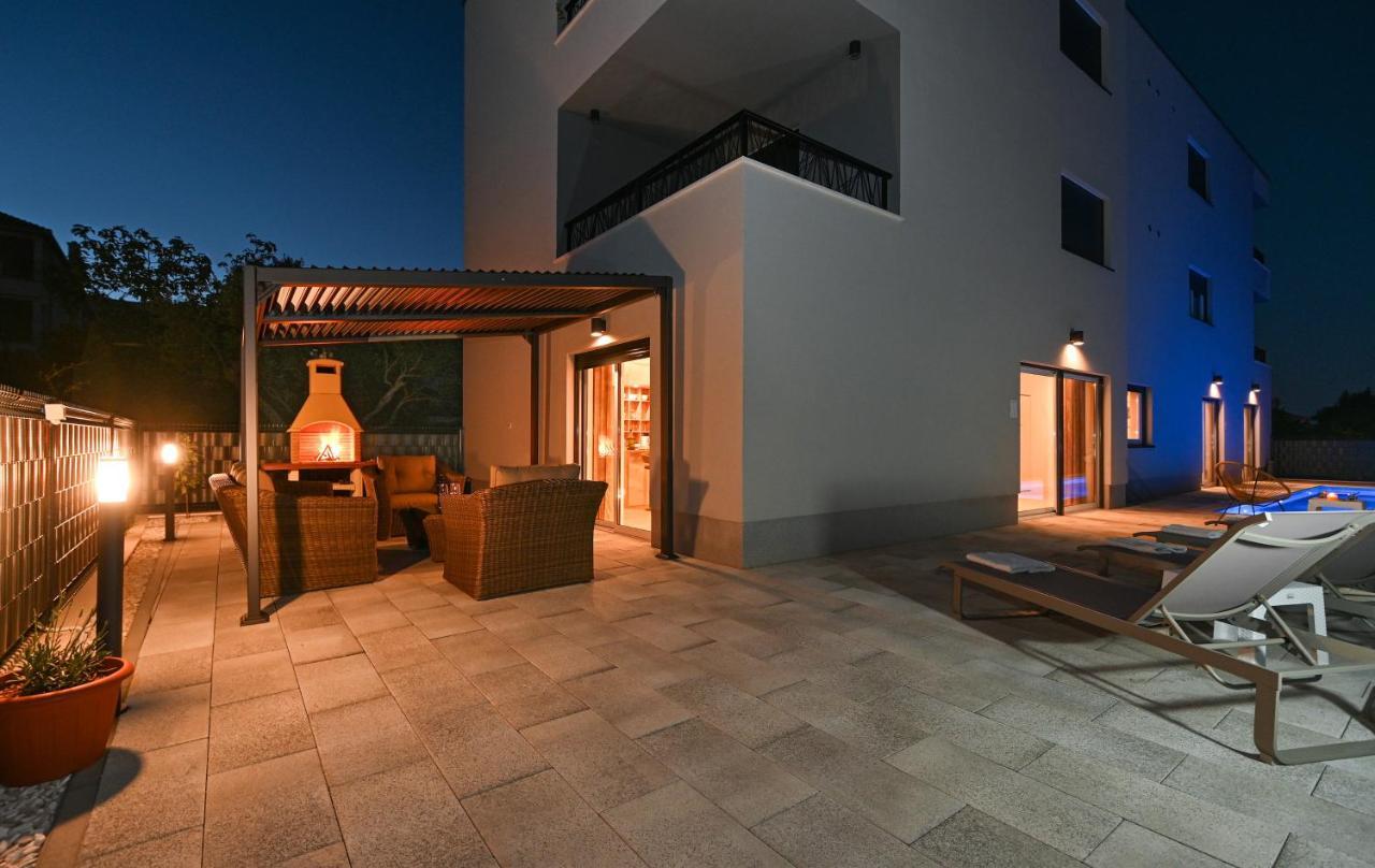 Luxury Apartment Maravic With Private Pool تروغير المظهر الخارجي الصورة