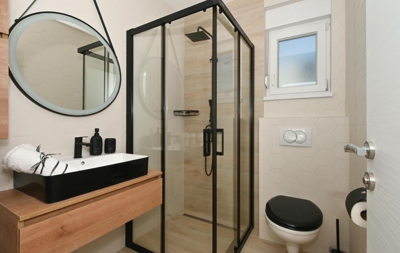 Luxury Apartment Maravic With Private Pool تروغير المظهر الخارجي الصورة