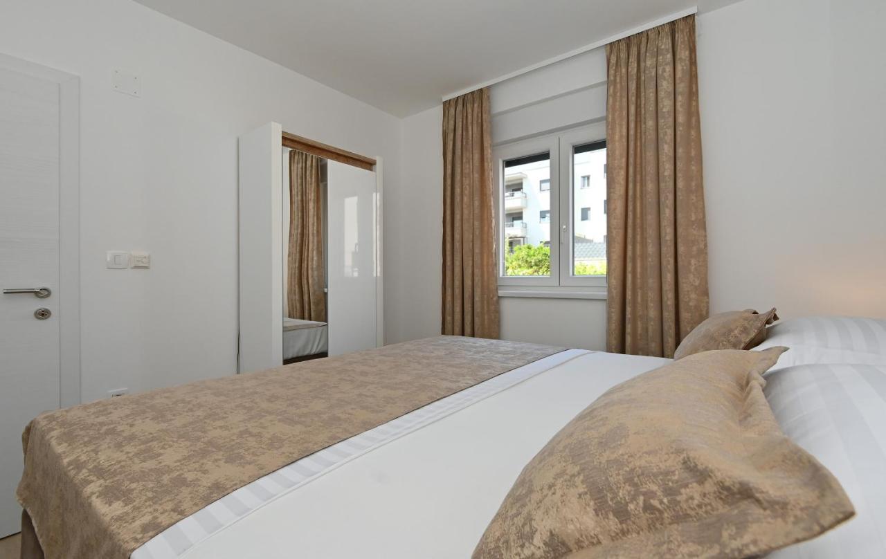 Luxury Apartment Maravic With Private Pool تروغير المظهر الخارجي الصورة