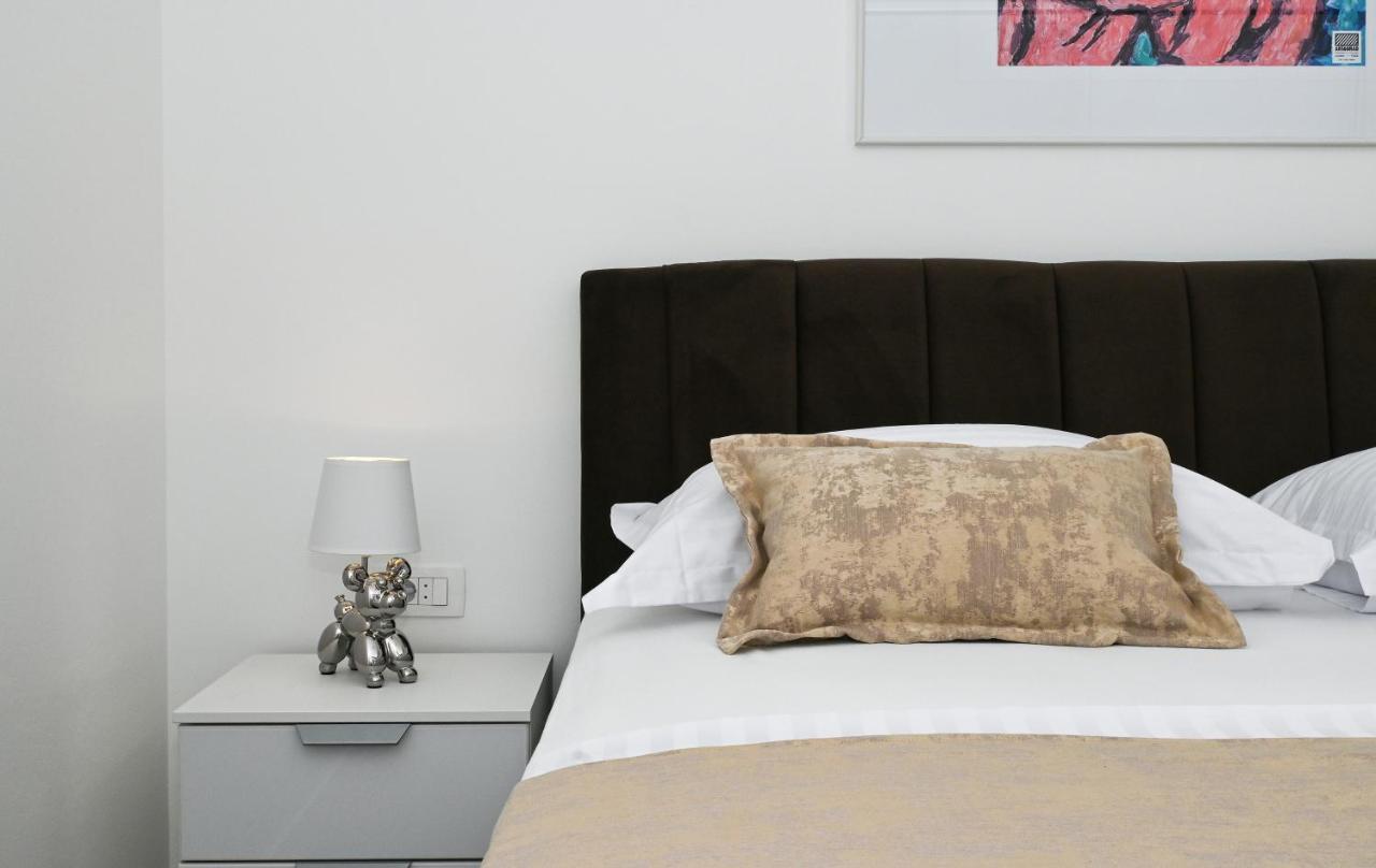 Luxury Apartment Maravic With Private Pool تروغير المظهر الخارجي الصورة